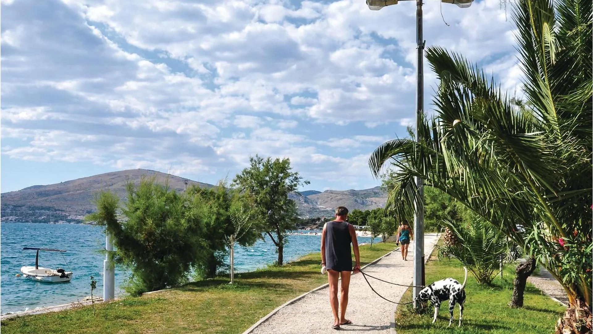 Stunning Apartment In Okrug Gornji With Wifi Trogir